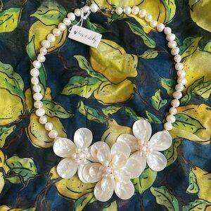Brand New Iris & Lily Freshwater Pearl Floral Flower Statement Necklace Beaded